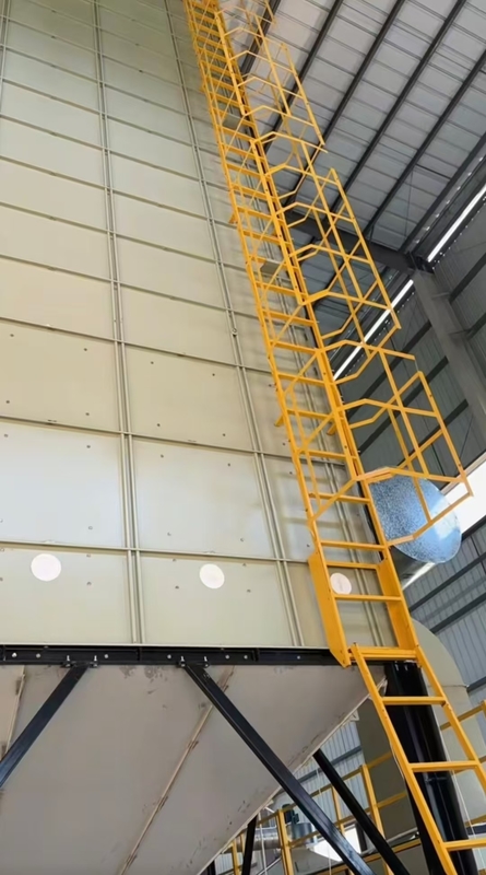 Secador de grãos de sementes de trigo de milho de arroz 70 toneladas/lotação Capacidade de ar quente Temperatura 60-130°C 16.603kw